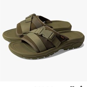 Teva Hurricane Verge Slide Green Sandals with Adjustable Straps and Sturdy Sole
